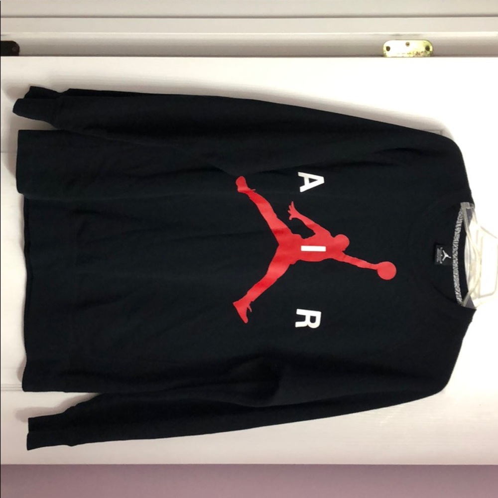 Jordan’s sweatshirt